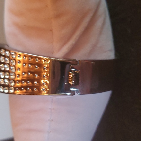 Strada silver watch bracelet with c.v. sparkles. Brand new. - Picture 3 of 6